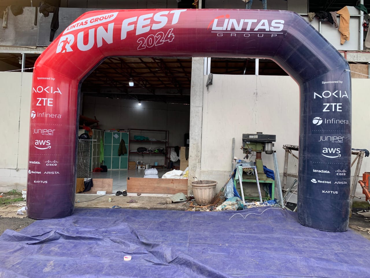 Balon gate siap kirim — bahan PVC coated anti bocor, tahan hujan & angin